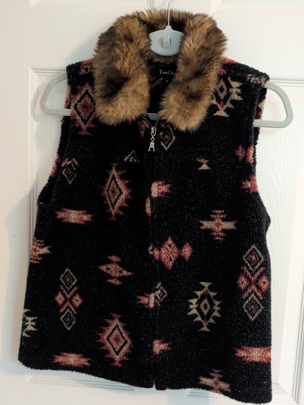 True Grit Black Patterned Faux-Fur Collar Vest with Red and Cream Western Aztec